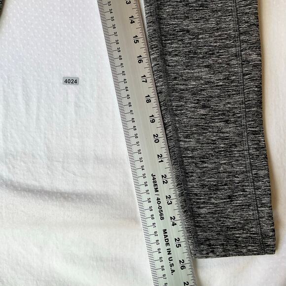 PINK women Leggings size XS Gray Casual Active Workout Yoga Pants Belly Control - Picture 4 of 9